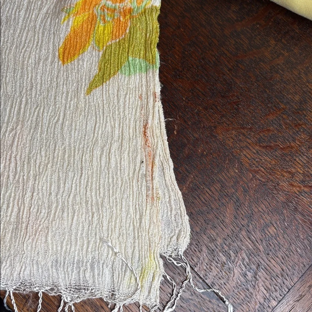 NWOT Savannah Morrow The Label Floral Crinkle Scarf / Sarong in Andria Print.